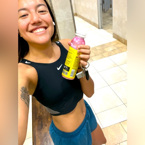 LIKE THIS! IM LIVE! - Picture 1 of 1